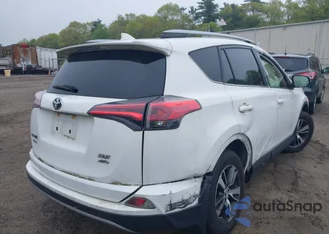 2018 Toyota Rav4 Xle из США, поврежденный, VIN JTMRFREV7JJ231018